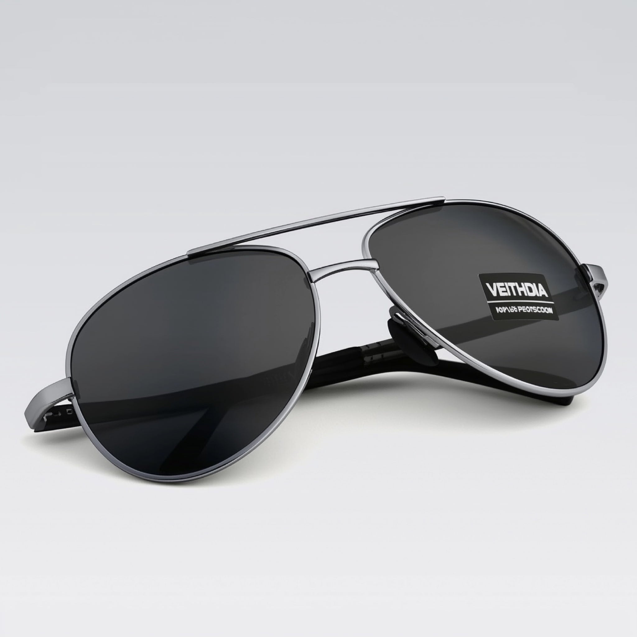 Men’s polarized and anti-UV sunglasses in Smoke-Gray style